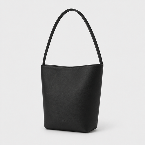 The Corner Bag in black