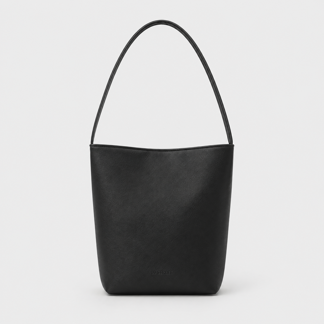 The Corner Bag in black